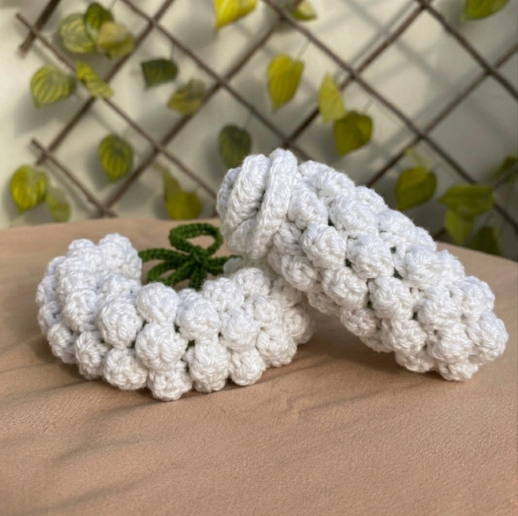 One Color Simple Crochet Gajra