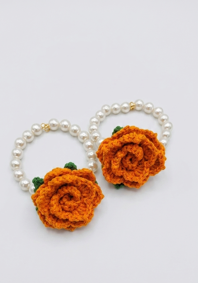Crochet Flower Pearl Design Gajras / bracelets